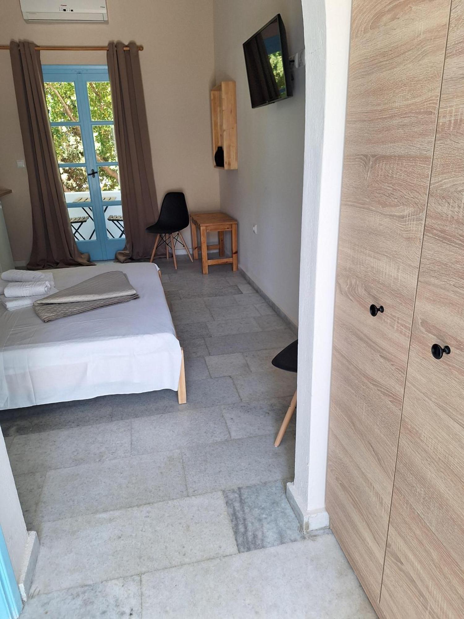 Aparthotel Giannakis Filoxenia Filótion Zewnętrze zdjęcie